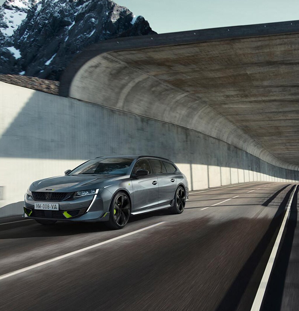 Nouveau break hybride haute-performance 508 SW PEUGEOT SPORT ENGINEERED